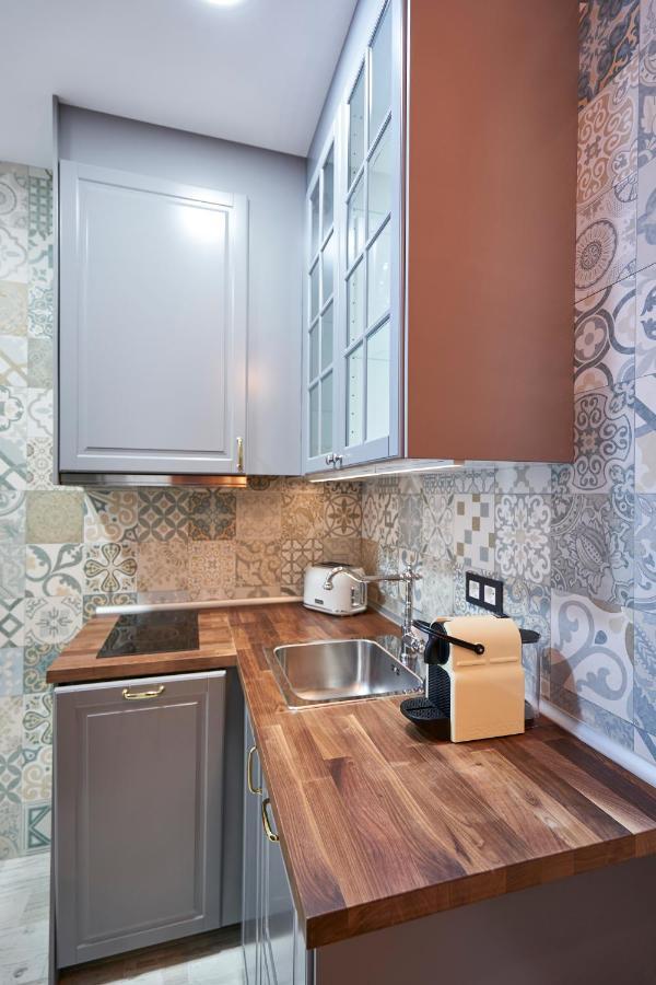 Plaza Chueca Apartment Madrid Eksteriør billede